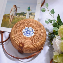 Load image into Gallery viewer, Round Straw Beach Bag