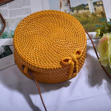 Load image into Gallery viewer, Round Straw Beach Bag
