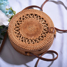 Load image into Gallery viewer, Round Straw Beach Bag