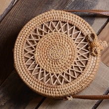 Load image into Gallery viewer, Simple Straw Round Women Shoulder Bag